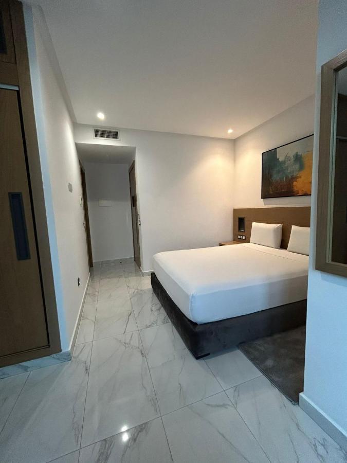 Twin Hotel Tanger Esterno foto