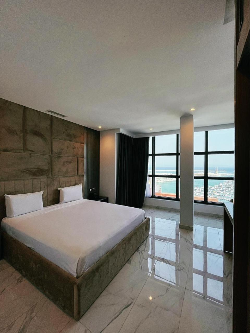Twin Hotel Tanger Esterno foto