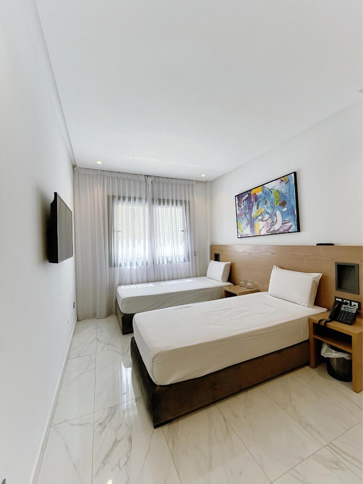 Twin Hotel Tanger Esterno foto